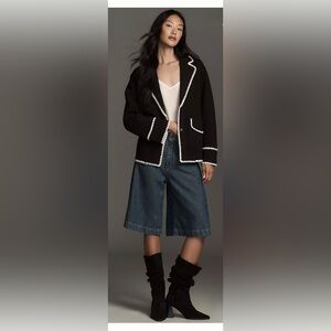 Anthropologie whipstitch knit blazer
Black n White